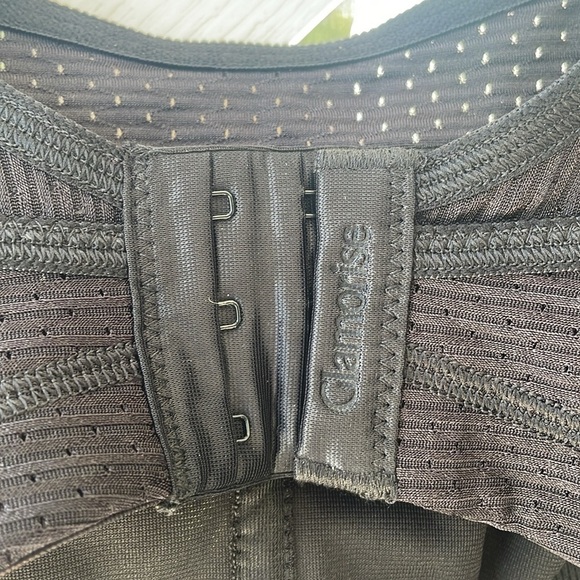 Glamorise Sport No-Bounce Wirefree Camisole Sports Bra - Picture 8 of 12